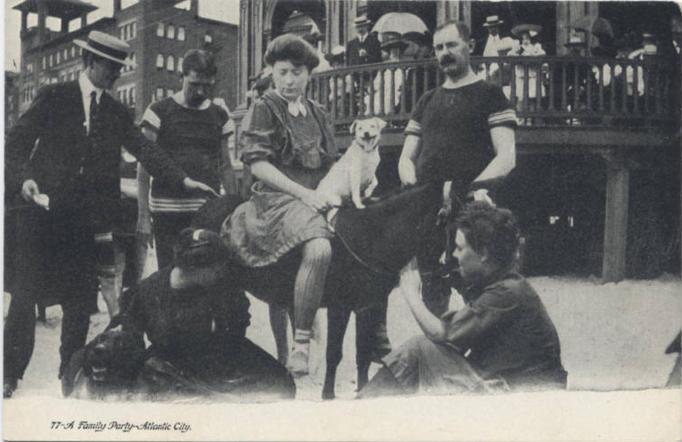 Atlantic City - A family party at the beach - 1906