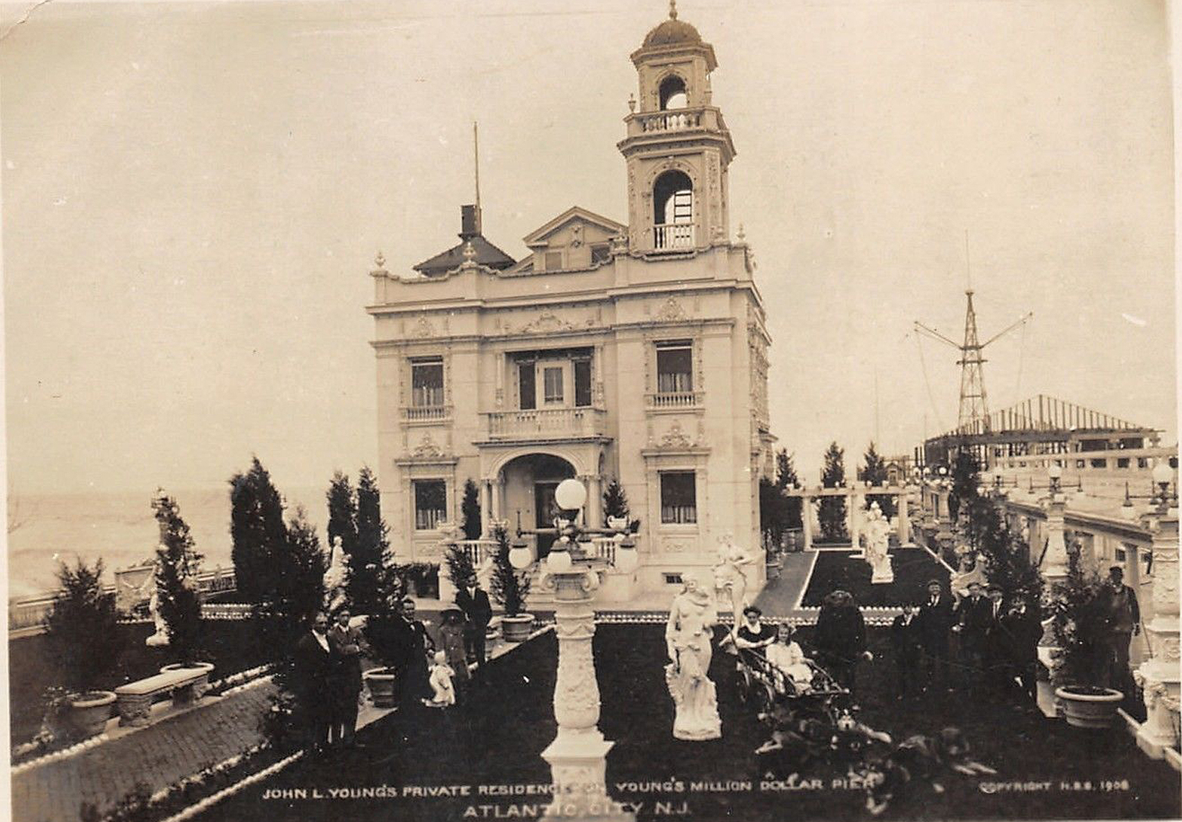 Atlantic City - Atlantic County - Captain Youngs House at Million Dollar Pier - c 1910