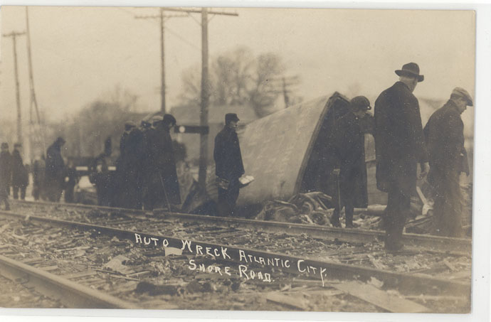 Atlantic City - Auto wereck on Shore  Road - 1904