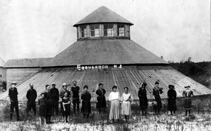 Egg Harber City - The Roundhouse at Dr Smiths Natural Waters Health Resort - c 1910