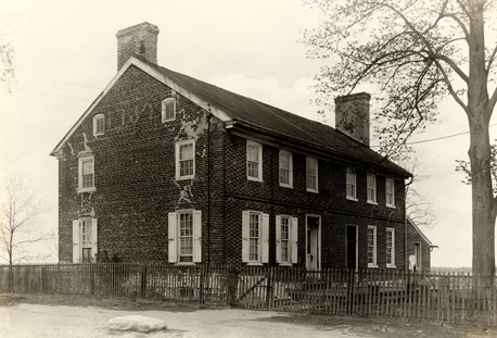 92. Farmhouse, side road leading from Florence to Columbus-Burlington Road, Florence Twp., 1752