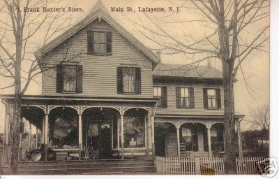 lafayetteMainStFrankBaxtersStor