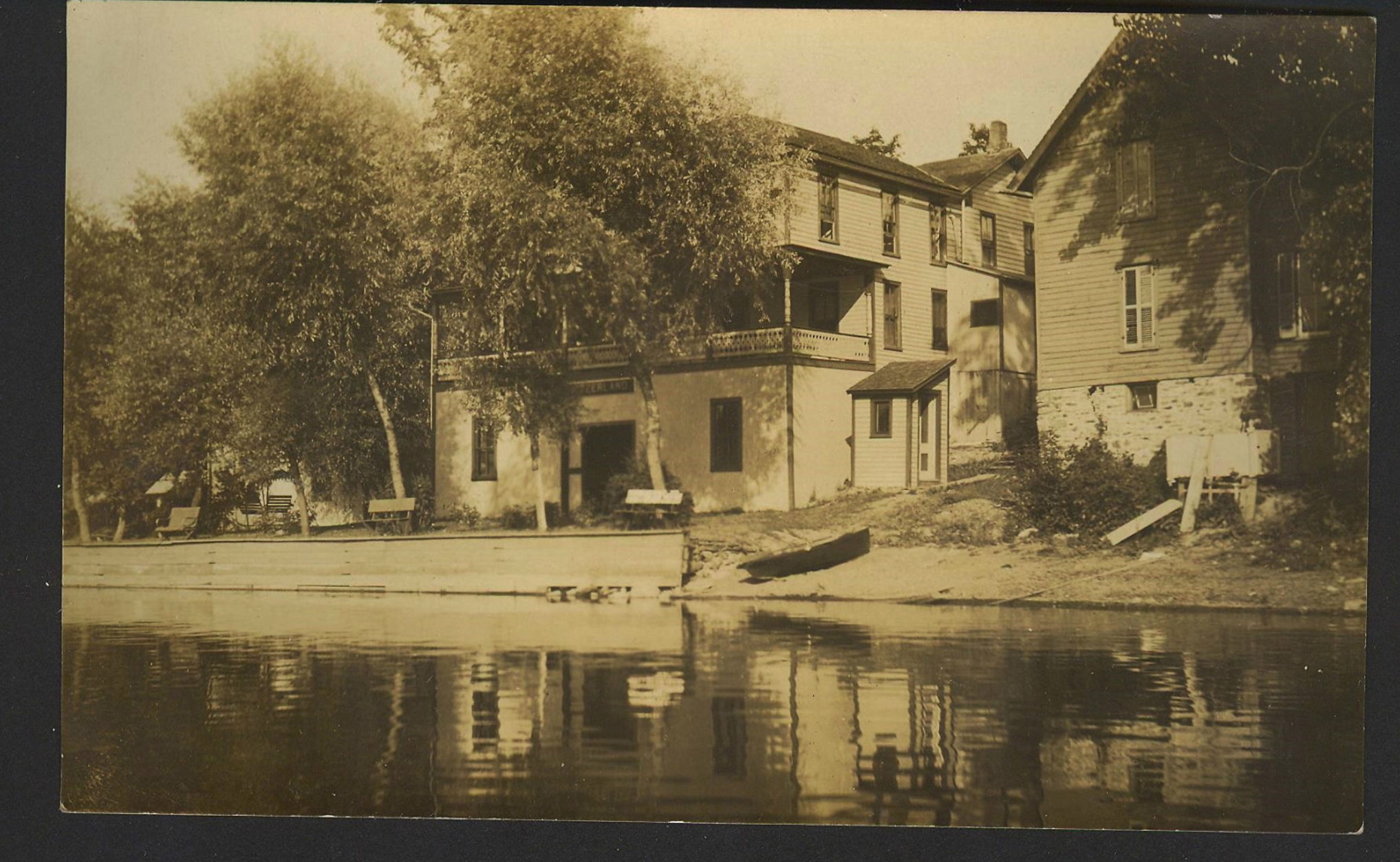 Lake Hopatcong - Boathouses by the lake - c 1910s