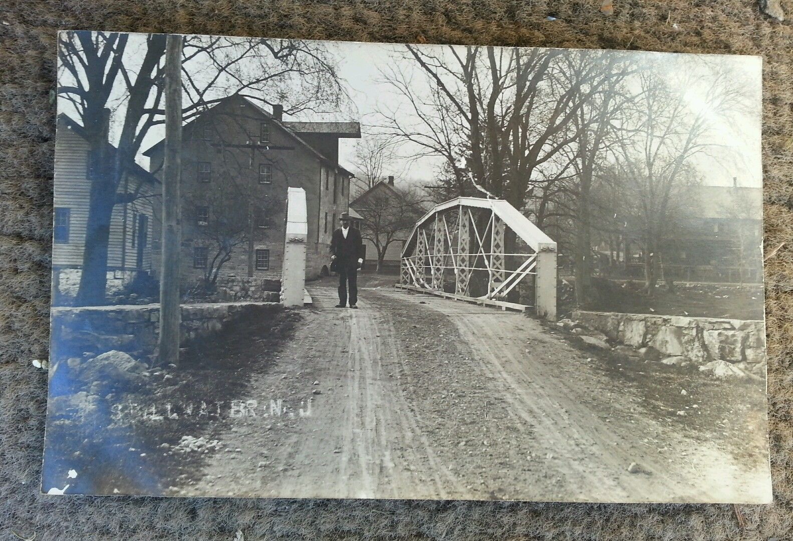 Stillwater - At the bridge